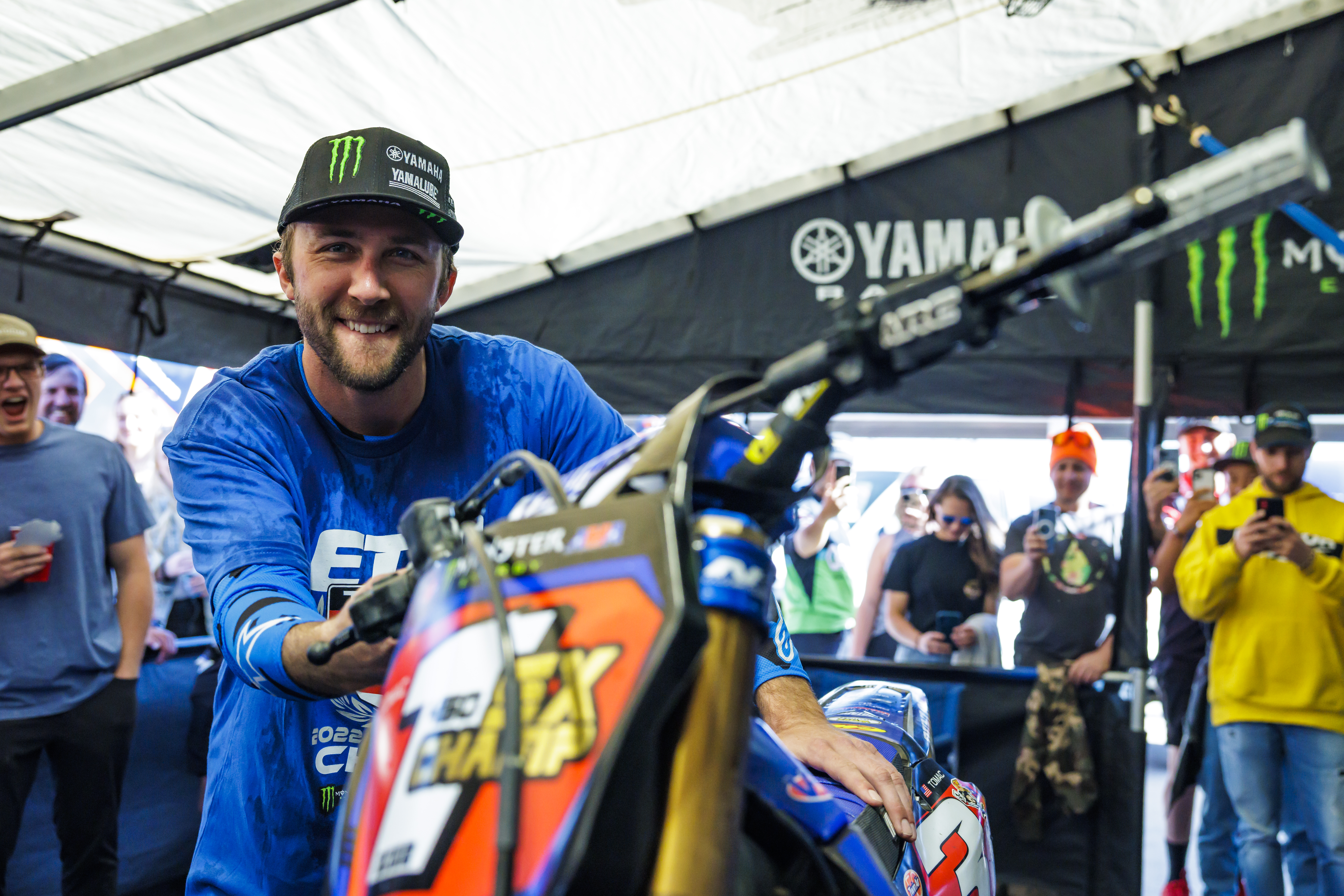 Tomac Adds ESPY Award to 2022 Accolades - Yamaha Racing
