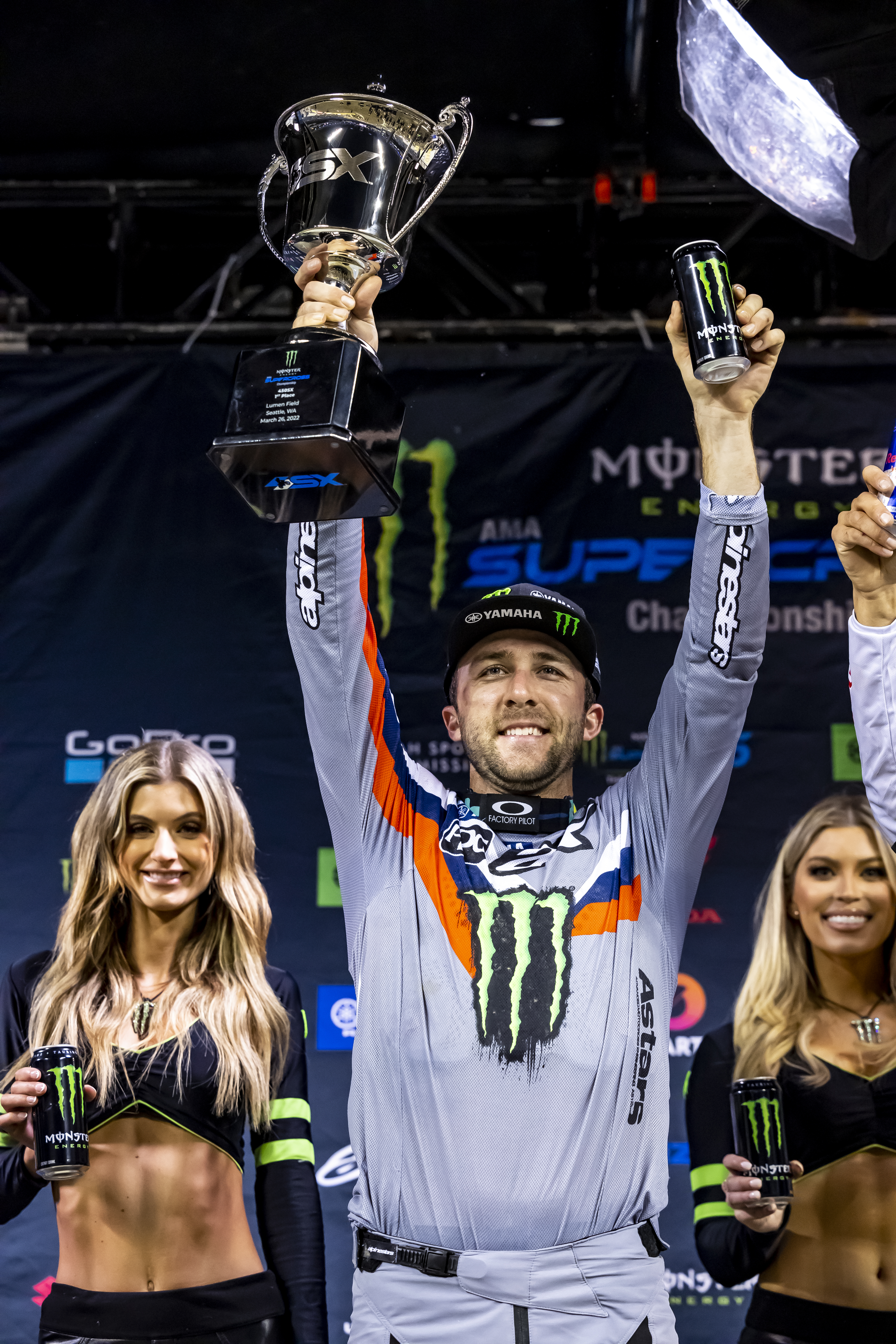 Tomac Adds ESPY Award to 2022 Accolades - Yamaha Racing