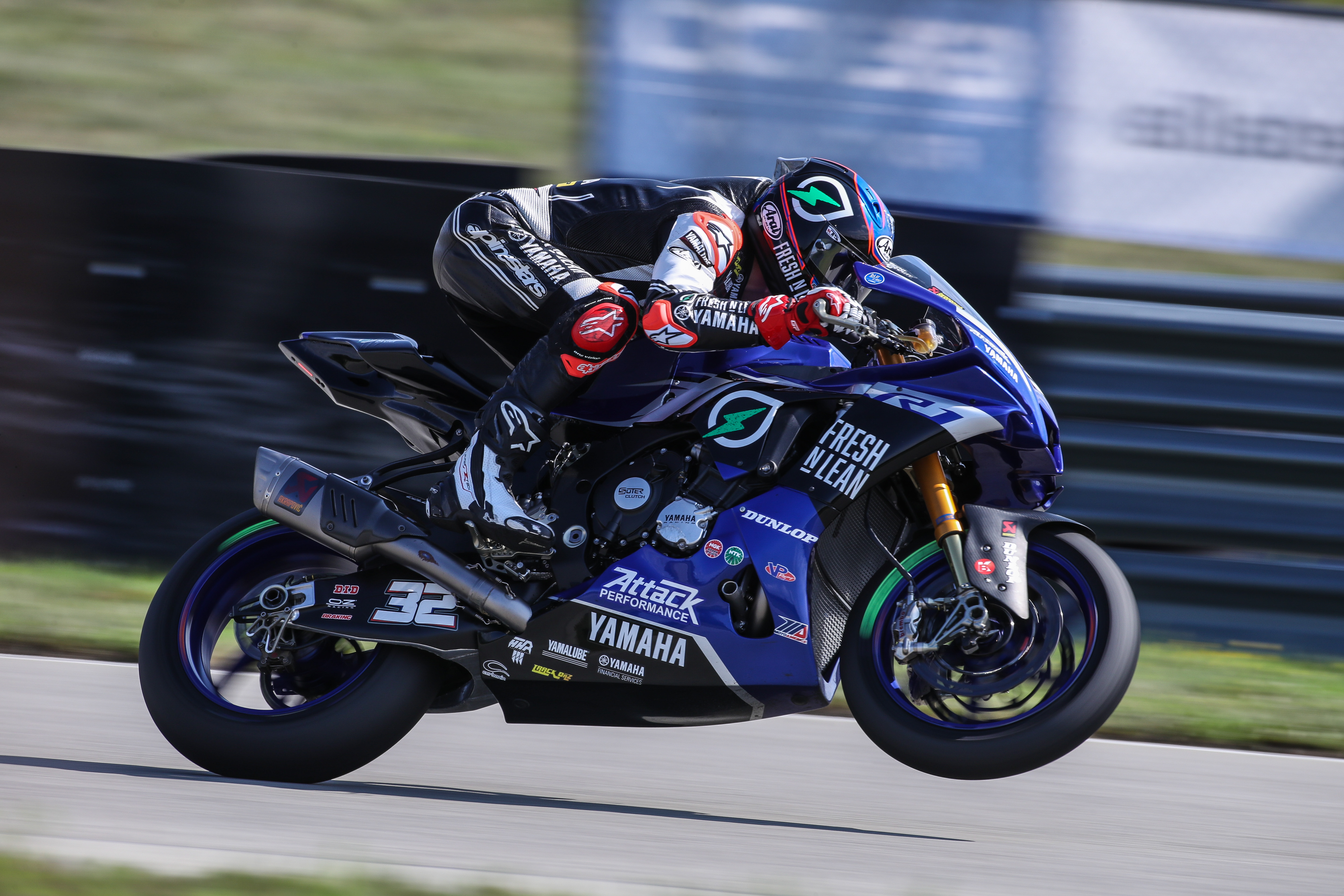 Champion Jockey Special 亮雅 Gagne Extends MotoAmerica Superbike Win Streak to 13