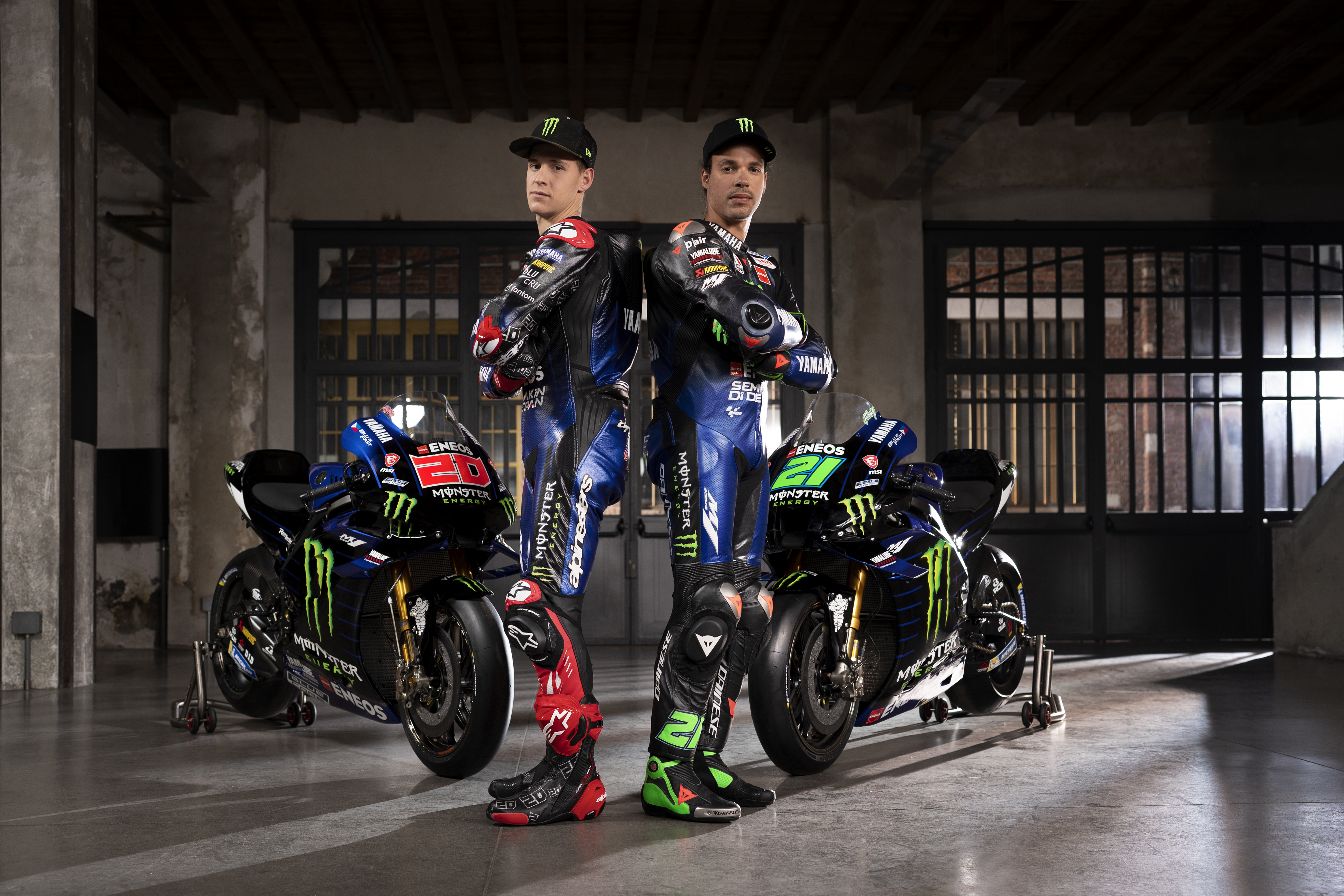 崎山雄三 ！PROTAR 1/9 moto M.V. 3CILINDRI Protar 1/9 MOTO MV 500 cc. 3 Cilindri Modello 119 Motorcycle