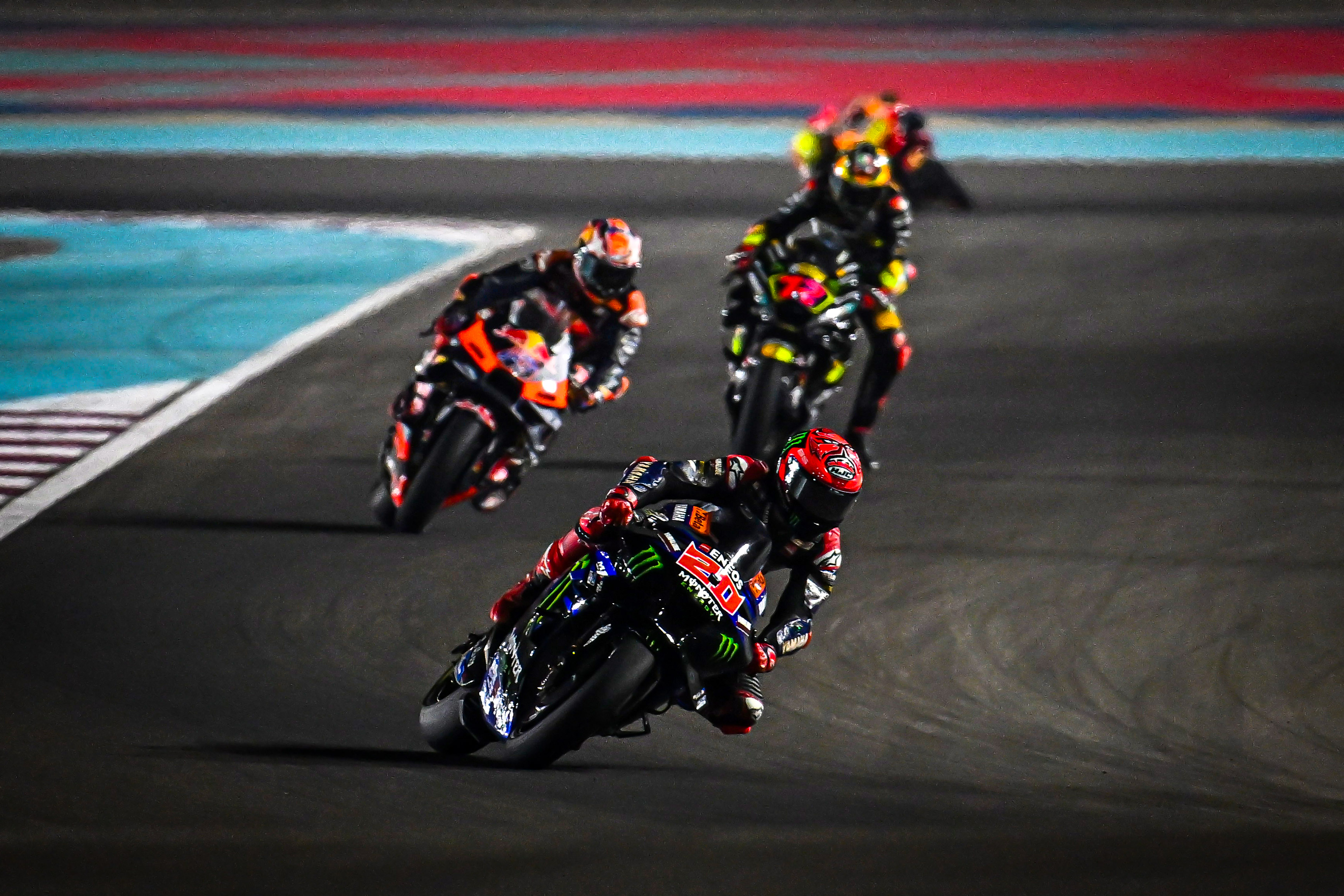 Quartararo Muscles His Way to Seventh Place in Qatar Race | Yamaha Racing