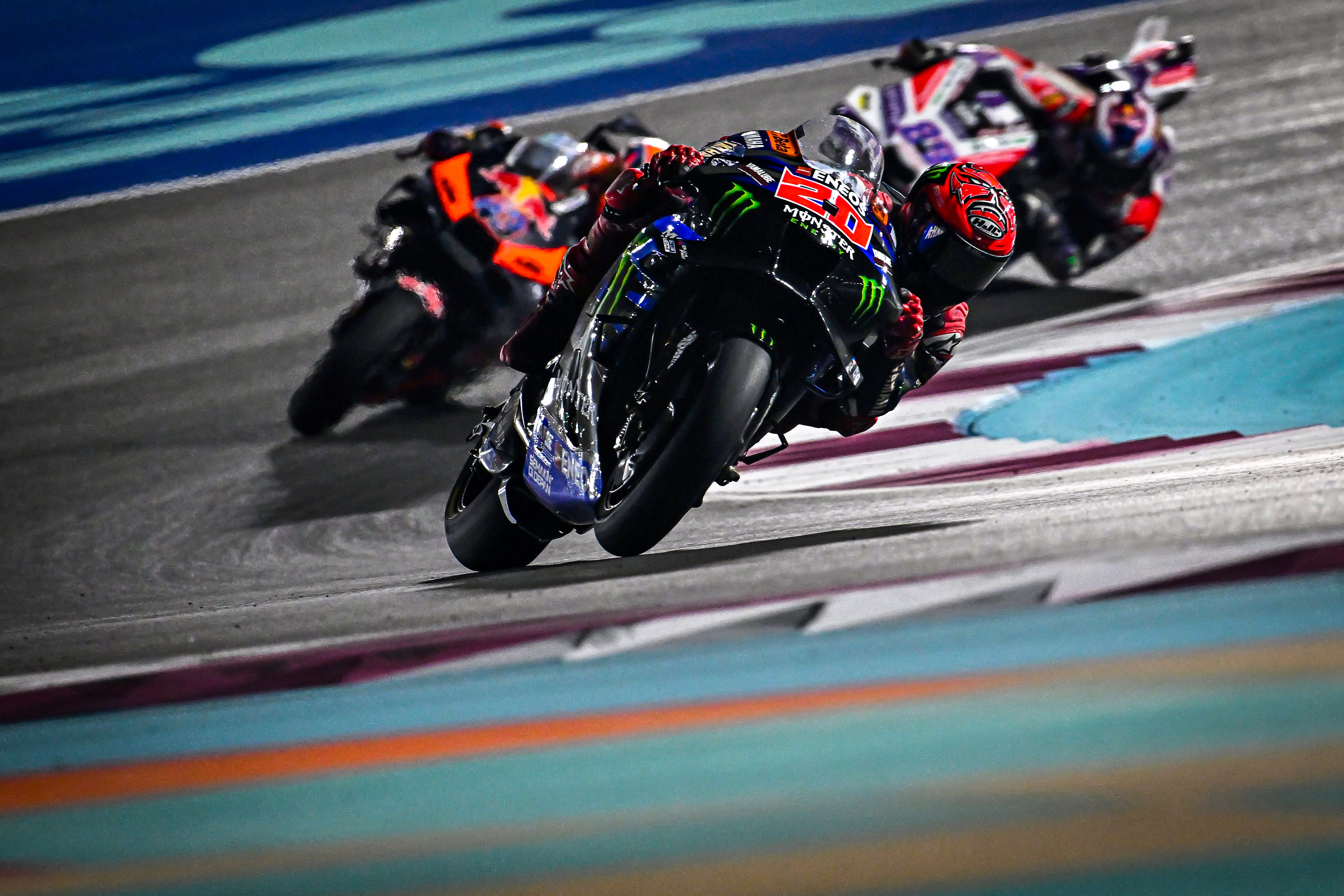 Quartararo Muscles His Way to Seventh Place in Qatar Race | Yamaha Racing