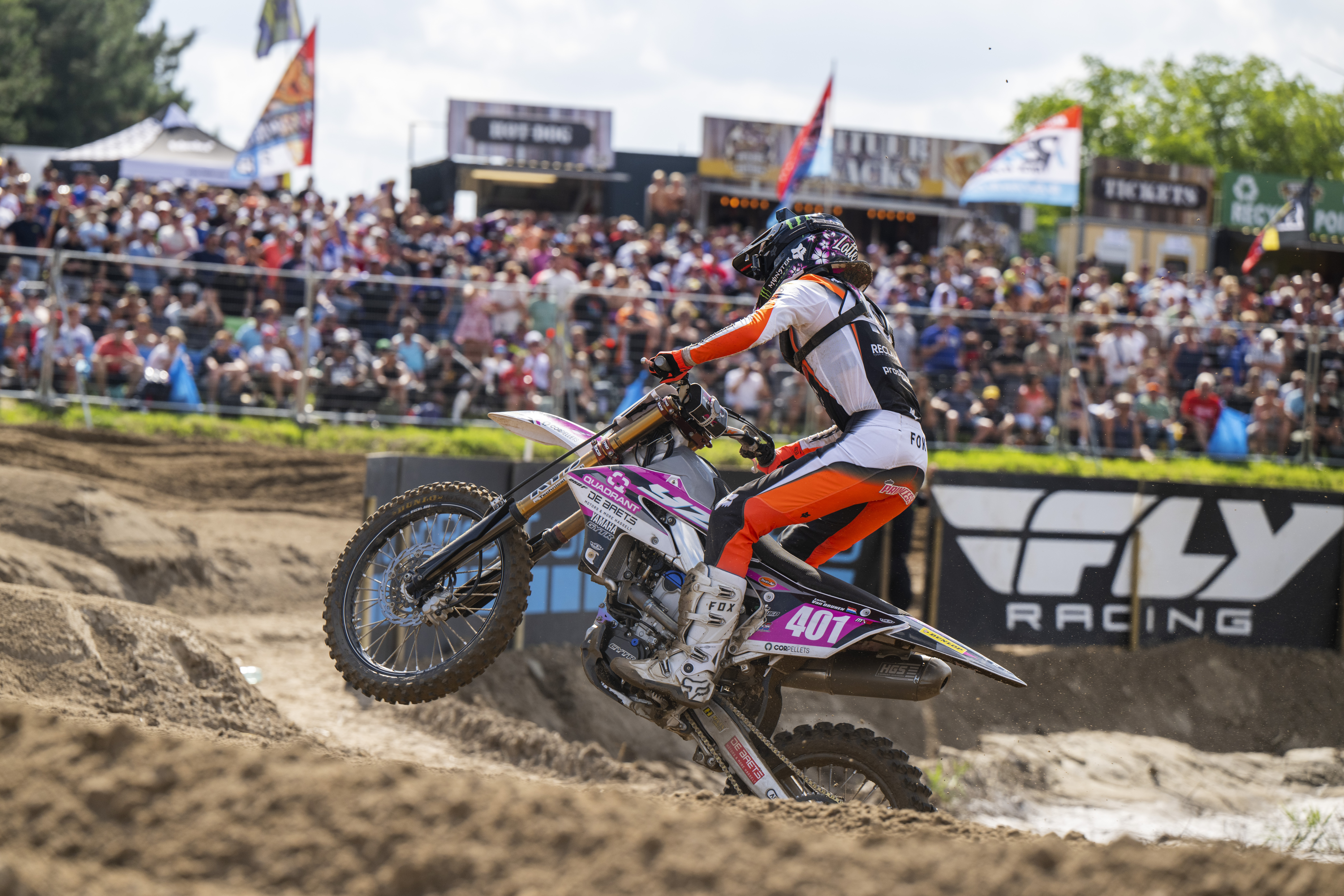 Rick Elzinga Shines as Lotte van Drunen Makes History in Lommel