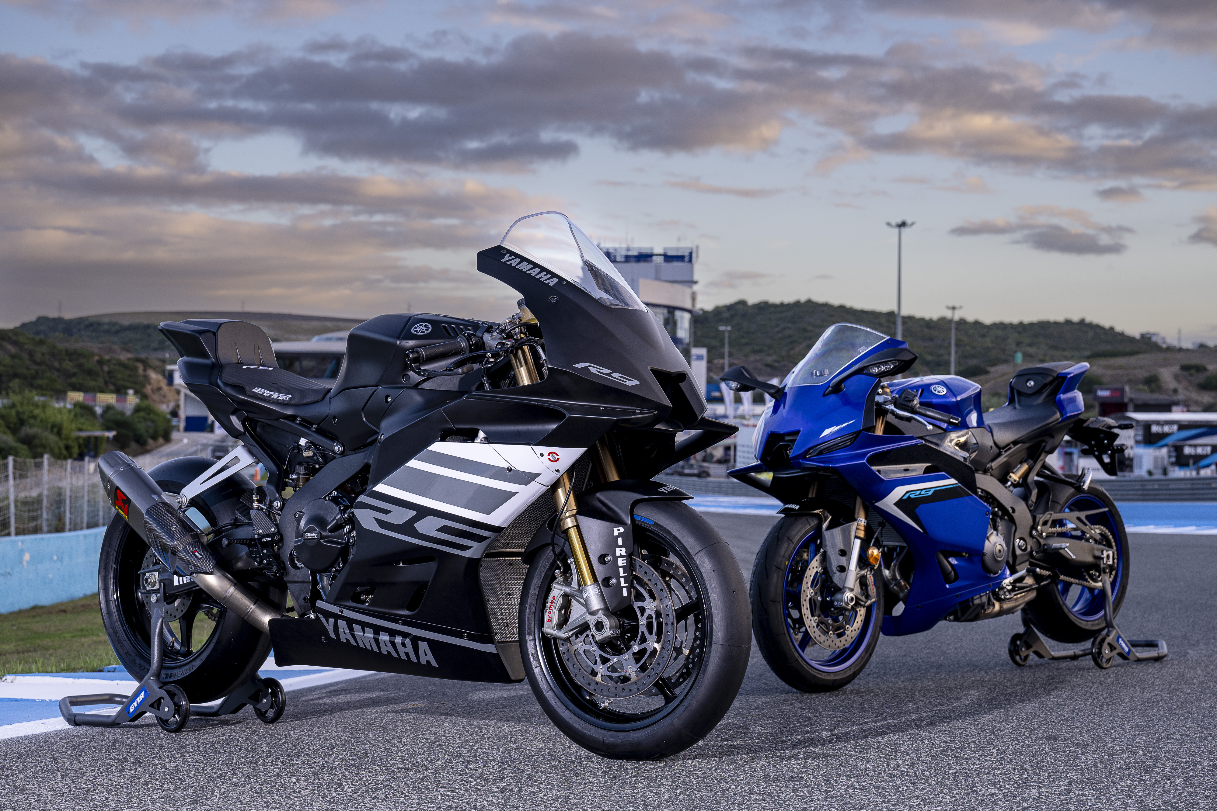 Yamaha new racing bike deals