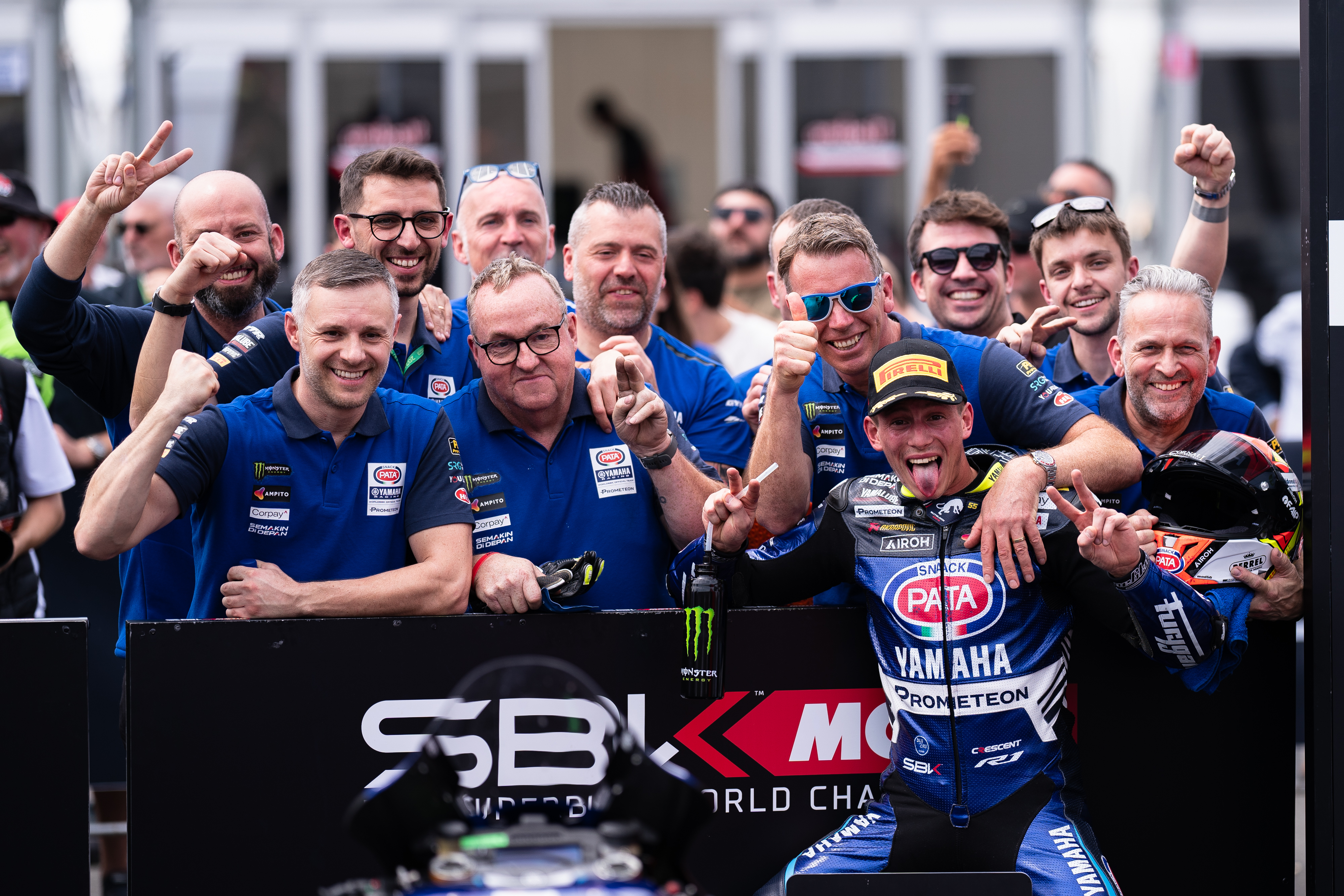 Yamaha t hotsell shirt online shop