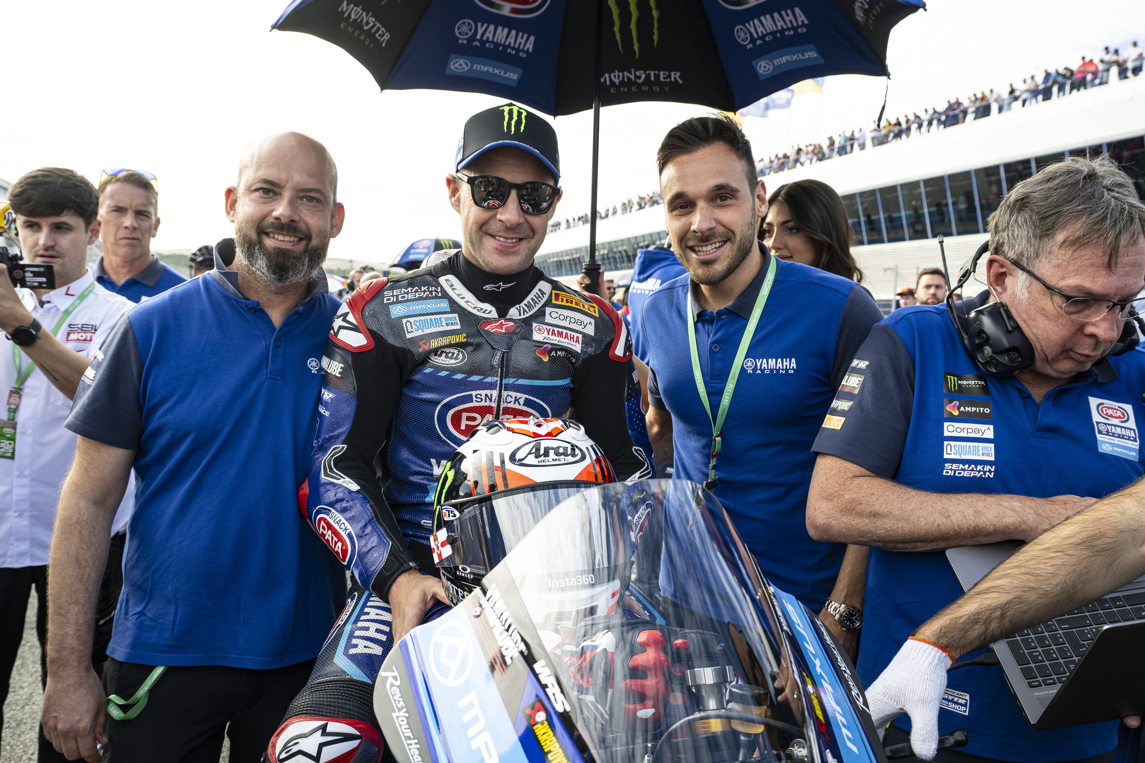 An emotional farewell to JR