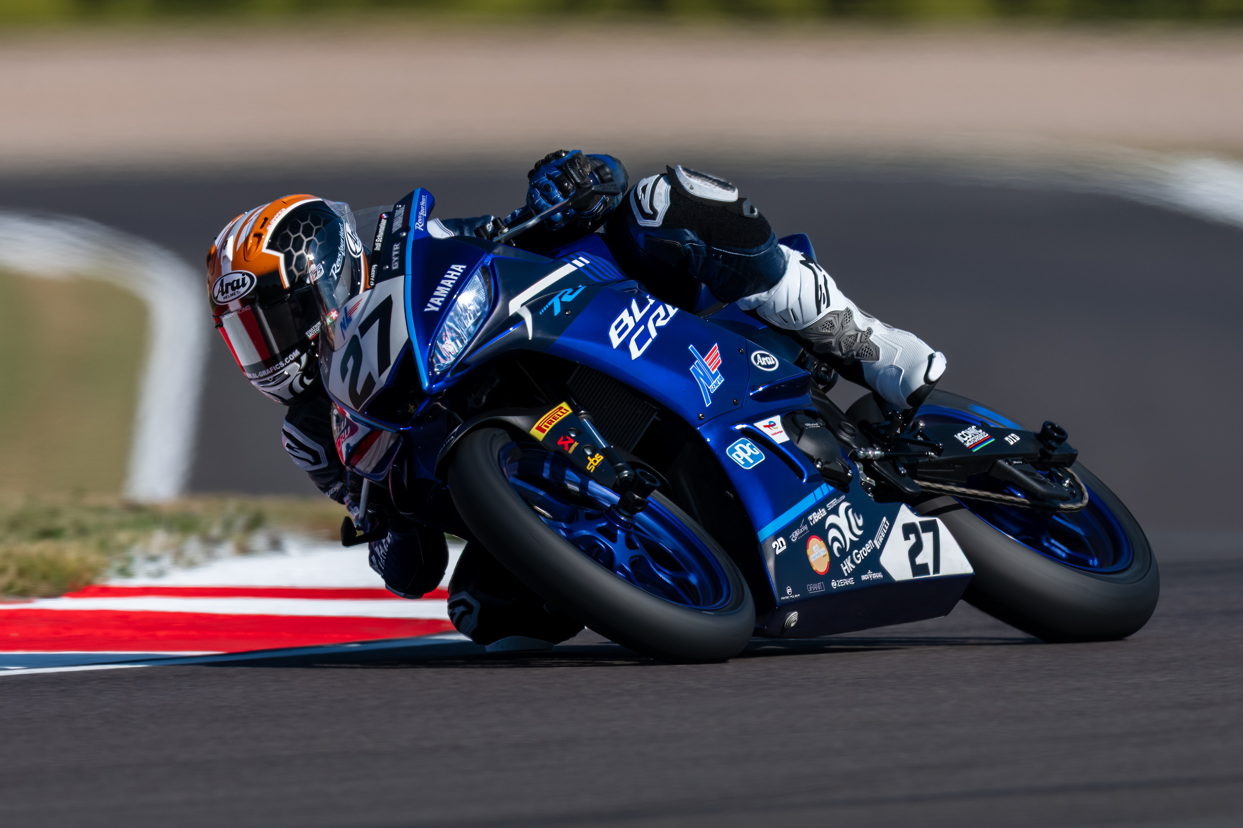 Dutch sensation: Indi Schunselaar – FIM Yamaha R3 BLU CRU World