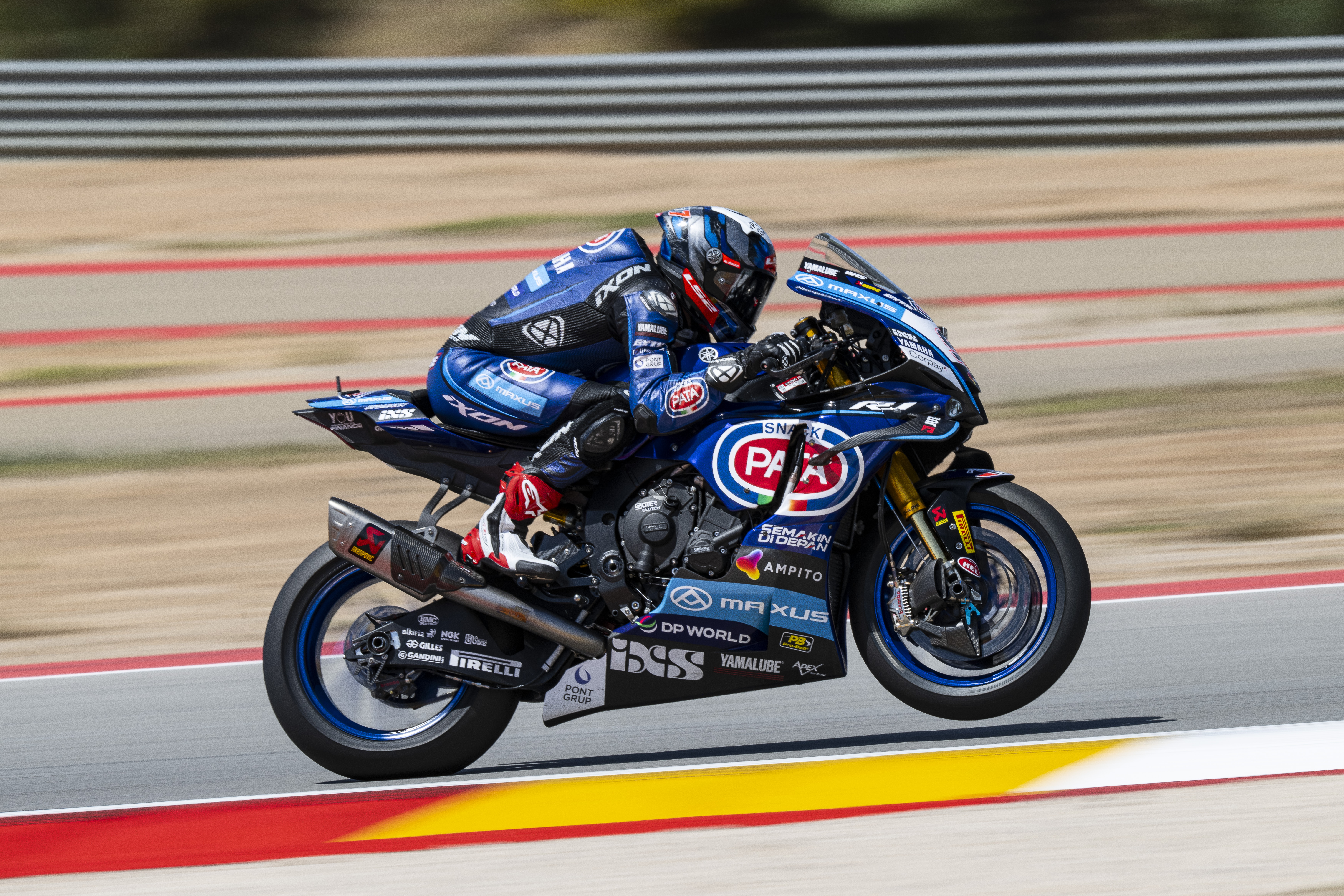 Challenging Conditions at Aragon on Friday for Pata Maxus Yamaha
