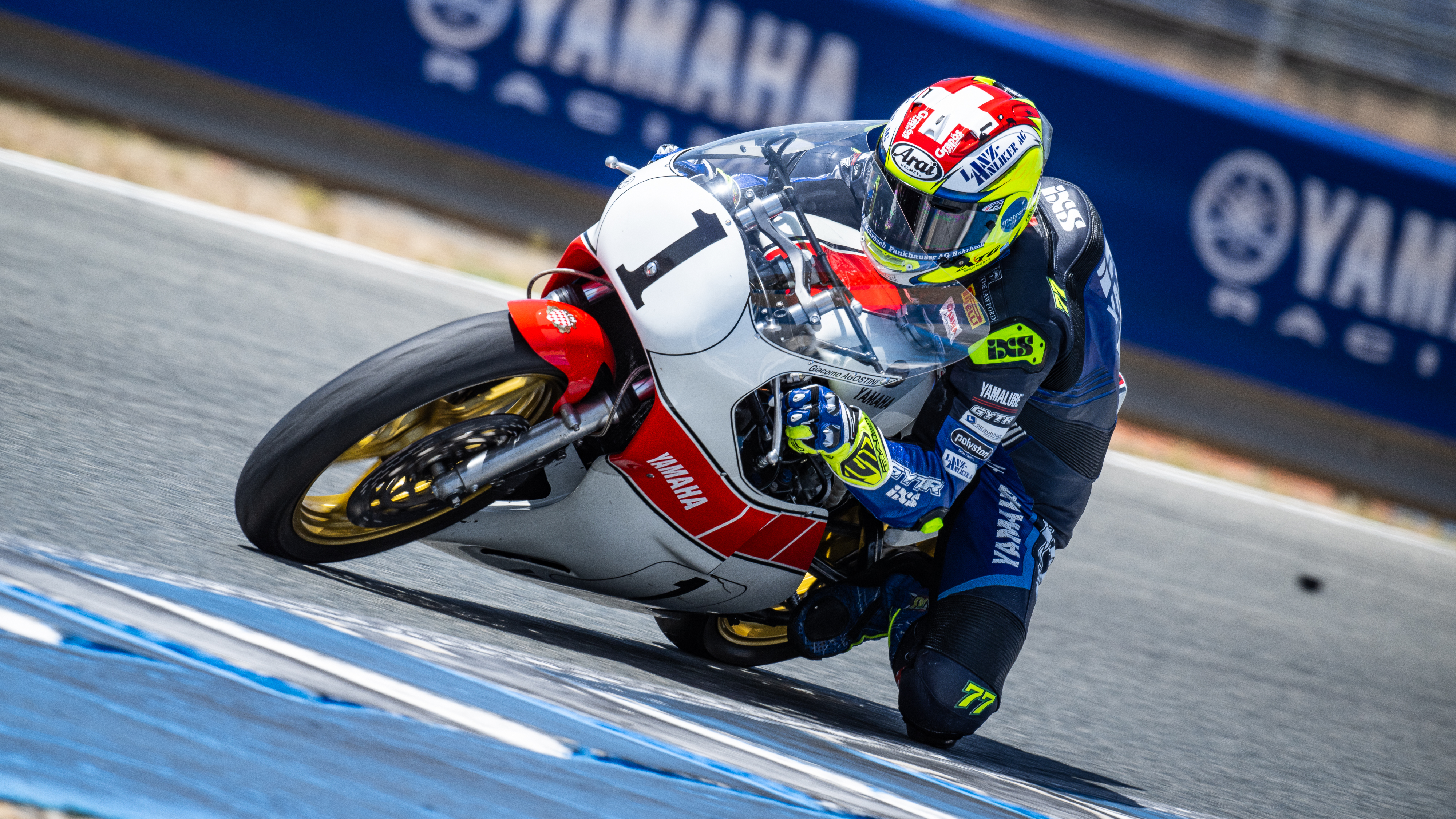 R1M Owners Joined on Track by Valentino Rossi as the Yamaha Racing ...