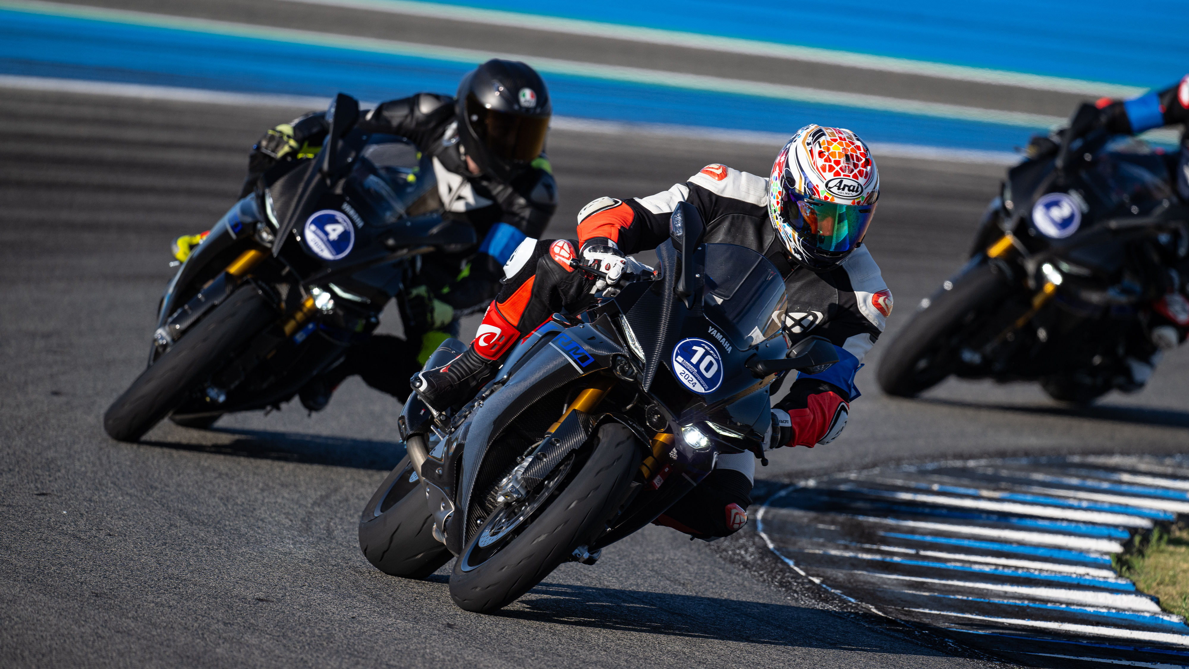 R1M Owners Joined on Track by Valentino Rossi as the Yamaha Racing ...