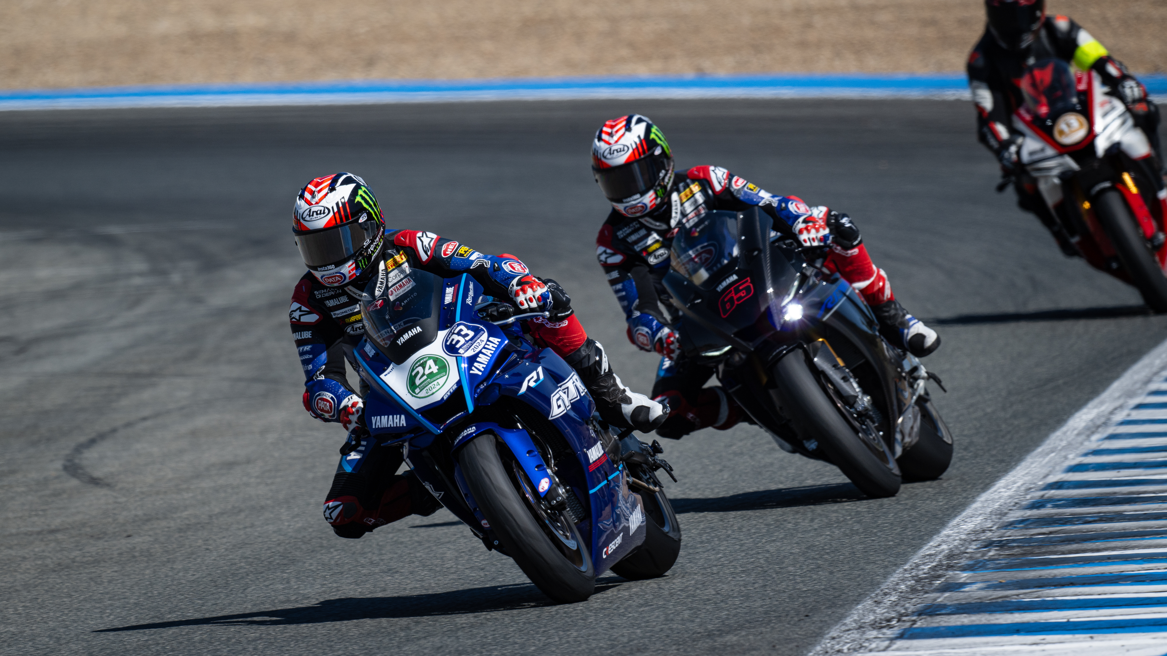 R1M Owners Joined on Track by Valentino Rossi as the Yamaha Racing ...