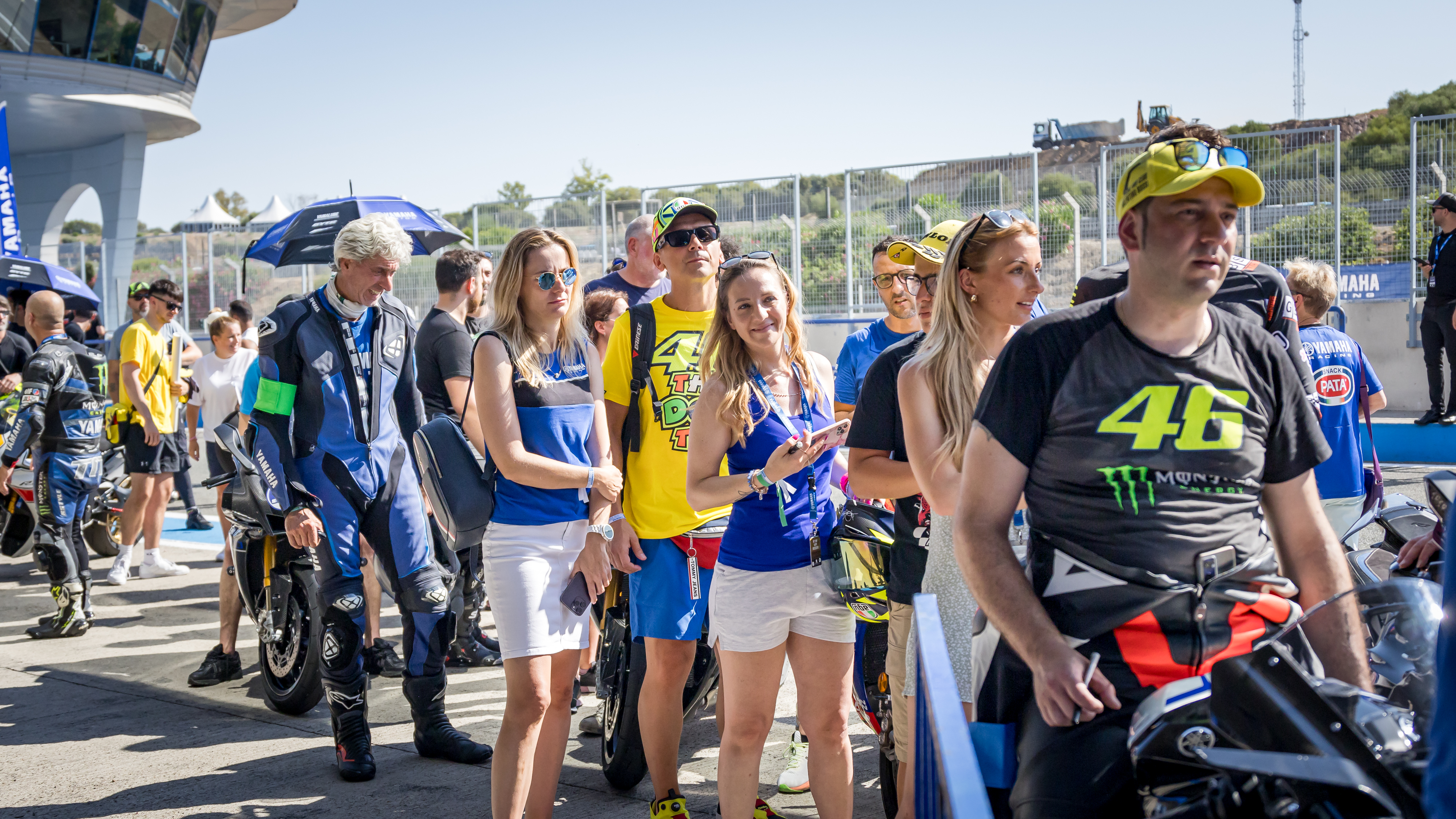 R1M Owners Joined on Track by Valentino Rossi as the Yamaha Racing ...